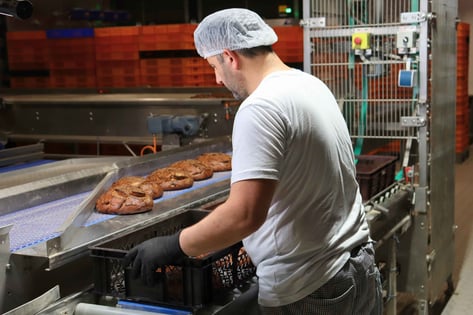 AI-WI_Case Study_Bäckerei Pappert_Bäcker