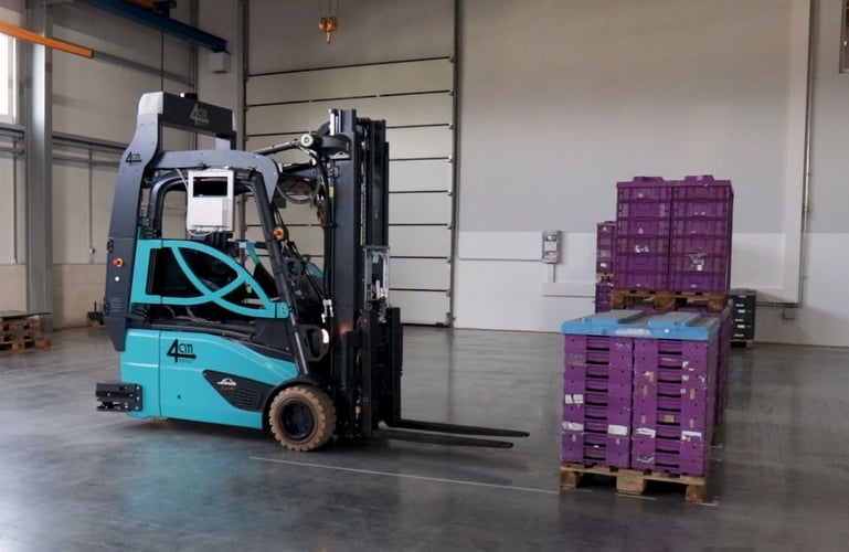 Autonomous indoor forklift in a customer-specific endurance test