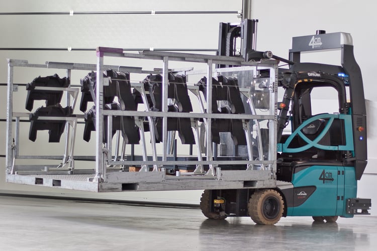 AFi-H test at 4am: Autonomous forklift overcomes bumper container transport challenges