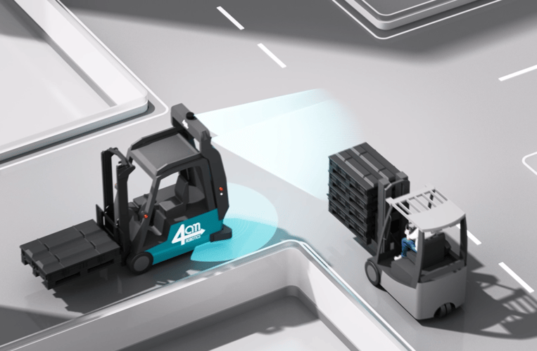 Our autonomous forklifts follow the highest safety standards in personal and machine protection